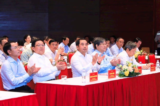 Chương trình bồi dưỡng, cập nhật kiến thức đối với Ủy viên Ban Chấp hành Trung ương Đảng khóa XIV